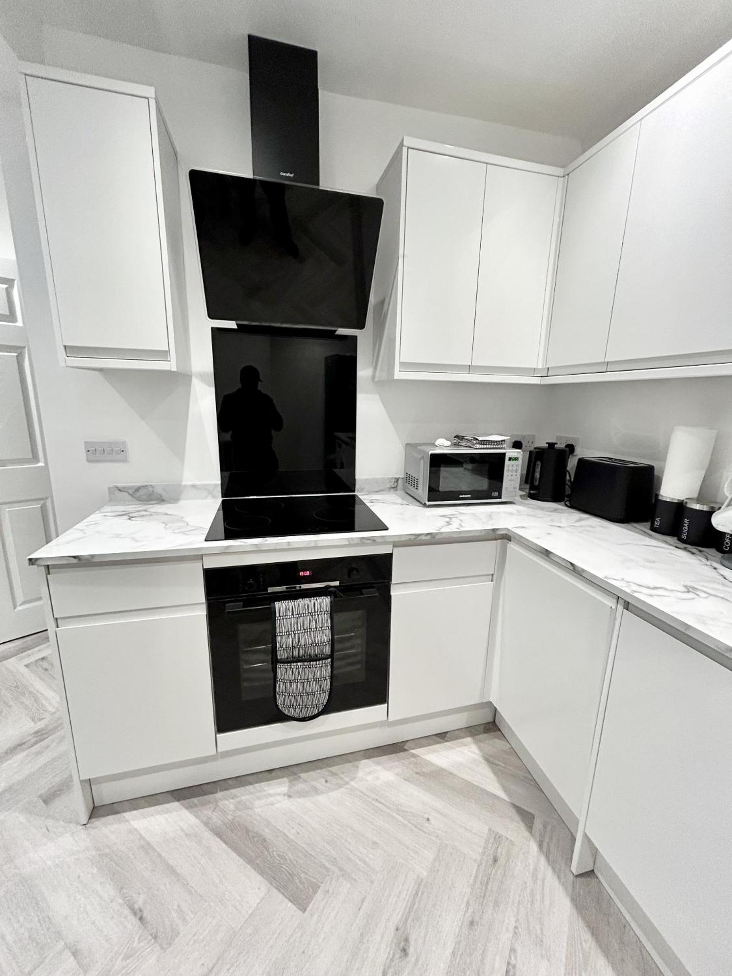 Lymer House - Stylish 3 Bedroom House In וולברהאמפטון מראה חיצוני תמונה