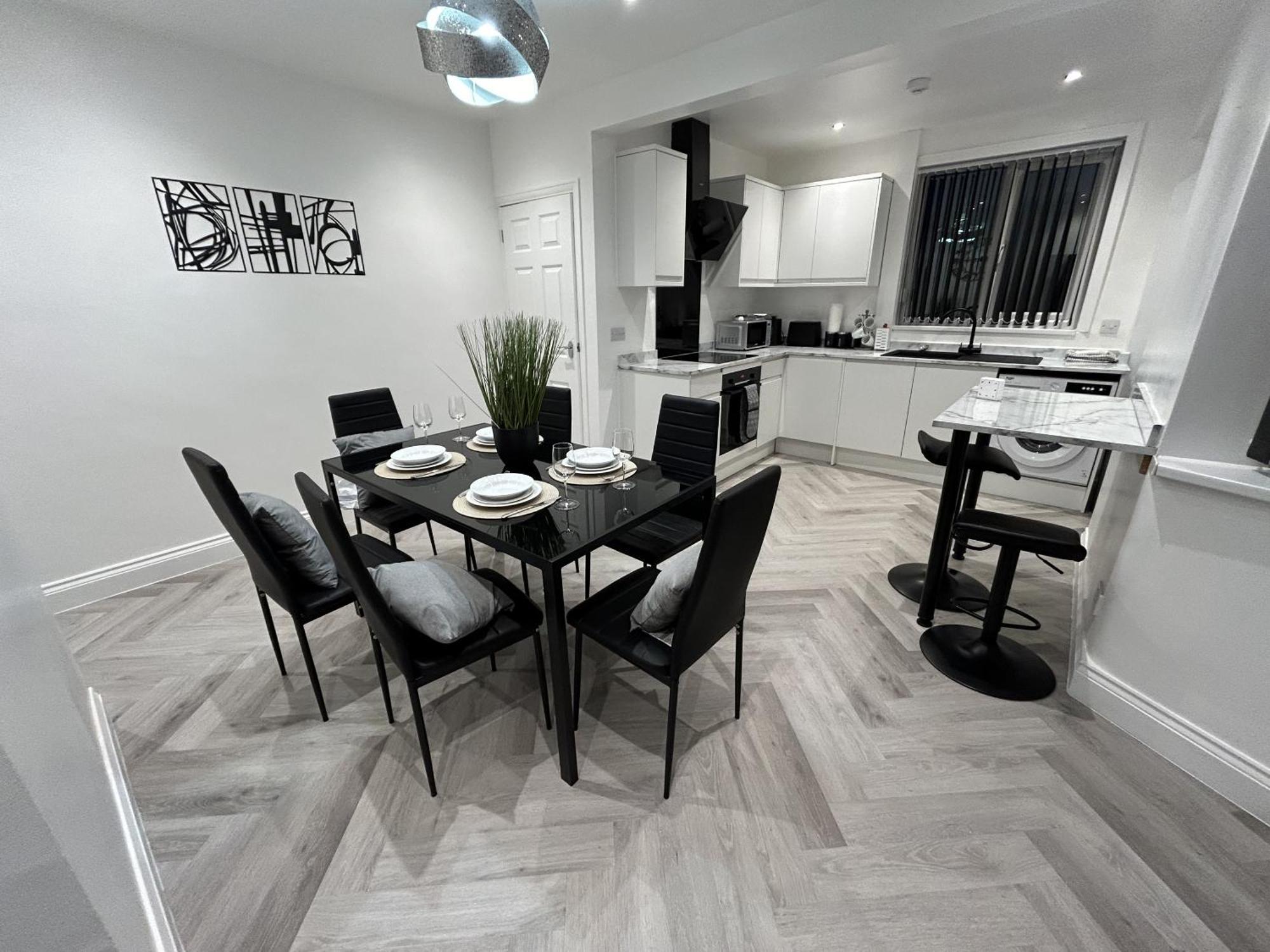 Lymer House - Stylish 3 Bedroom House In וולברהאמפטון מראה חיצוני תמונה