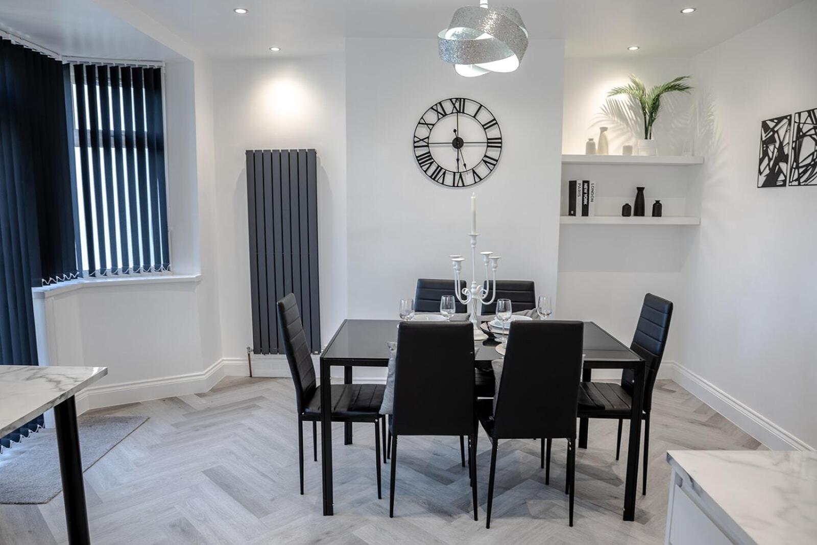Lymer House - Stylish 3 Bedroom House In וולברהאמפטון מראה חיצוני תמונה
